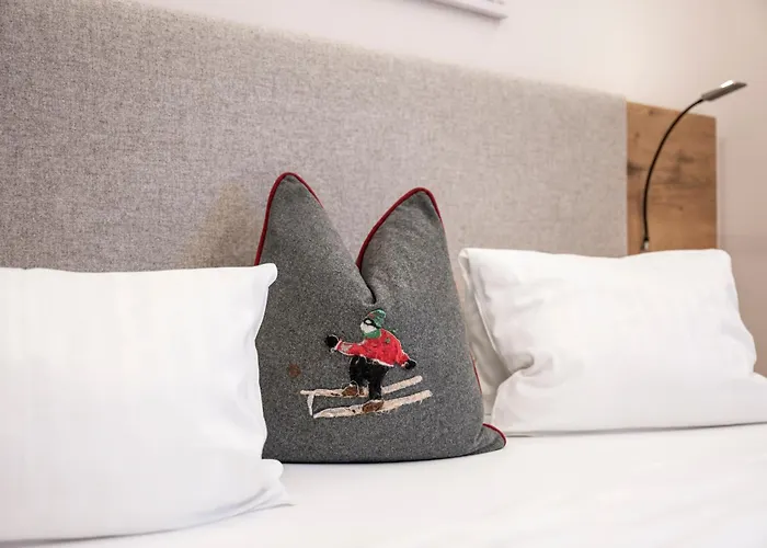 Austria - Natural Lifestyle Auf Der Piste Обертауэрн